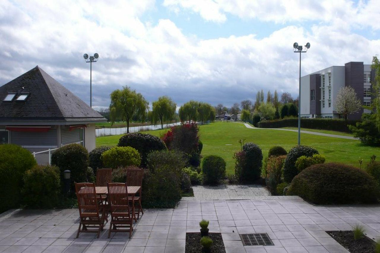 Kyriad Deauville - St Arnoult Saint-Arnoult  Eksteriør billede